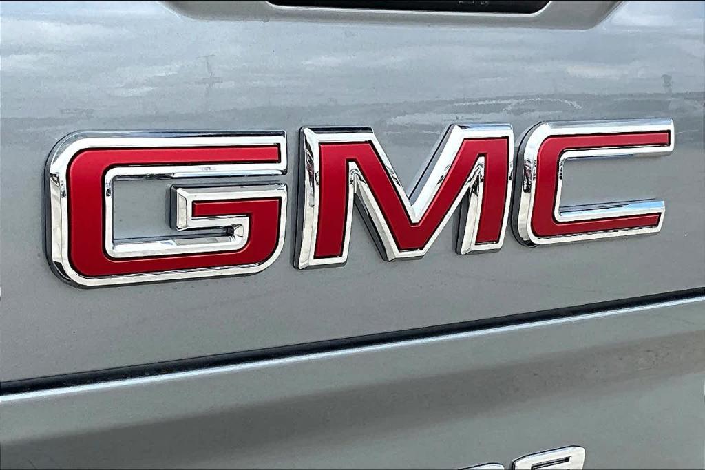 new 2025 GMC Sierra 1500 car, priced at $62,495