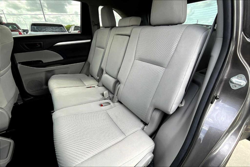 used 2019 Toyota Highlander car, priced at $18,500