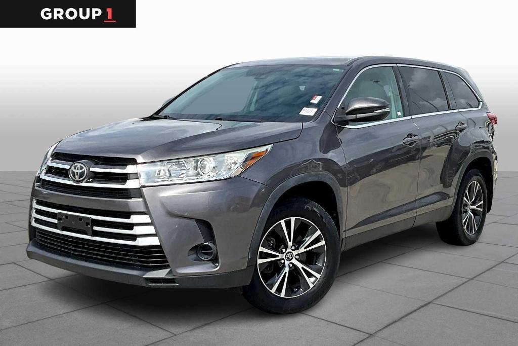 used 2019 Toyota Highlander car, priced at $18,500