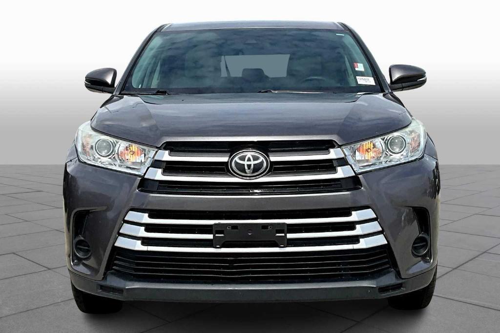 used 2019 Toyota Highlander car, priced at $18,500