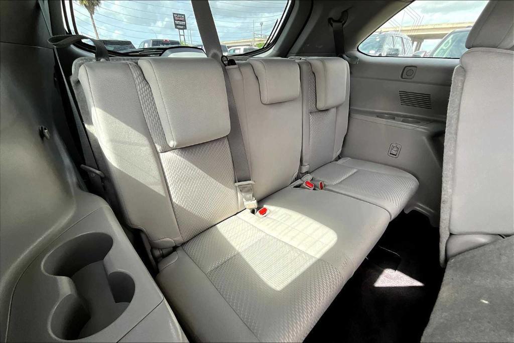 used 2019 Toyota Highlander car, priced at $18,500