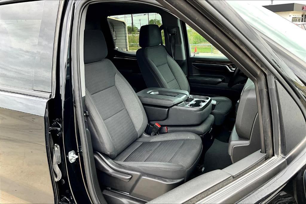 used 2023 GMC Sierra 1500 car, priced at $40,726