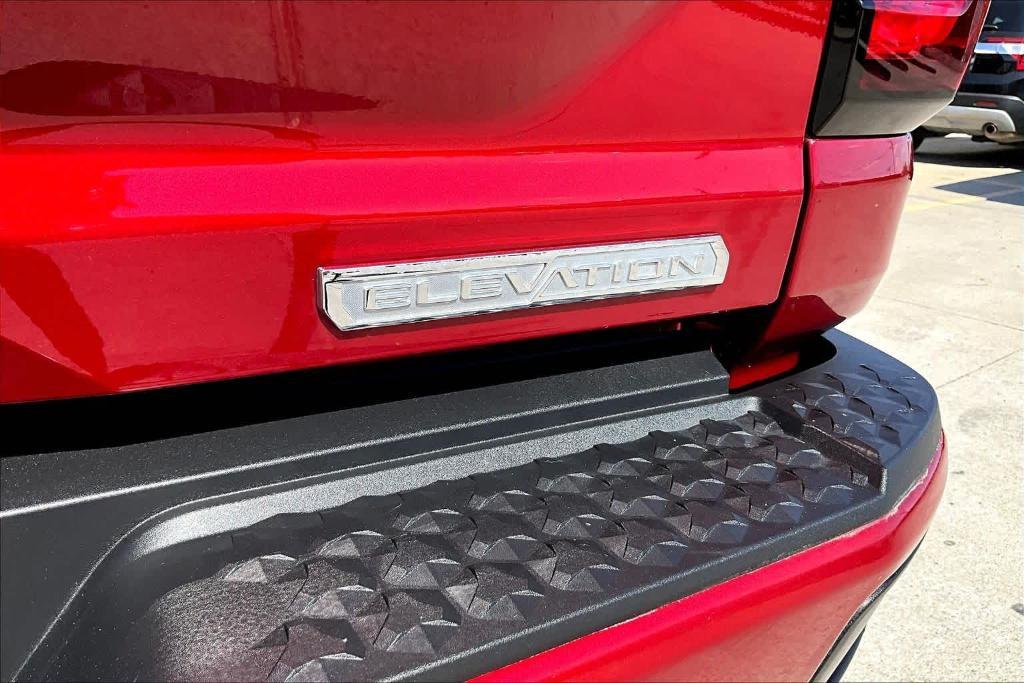 used 2024 GMC Canyon car, priced at $34,900