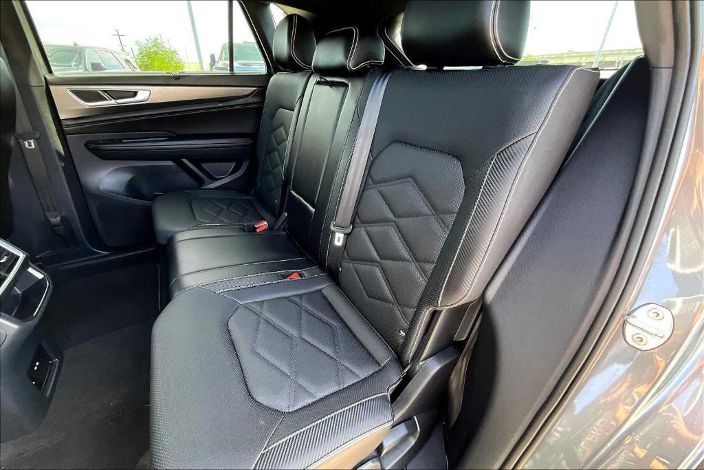 used 2024 Volkswagen Atlas Cross Sport car, priced at $32,800