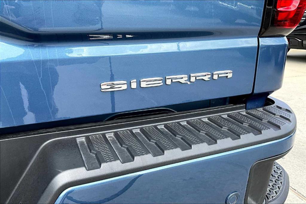 used 2025 GMC Sierra 1500 car, priced at $68,900