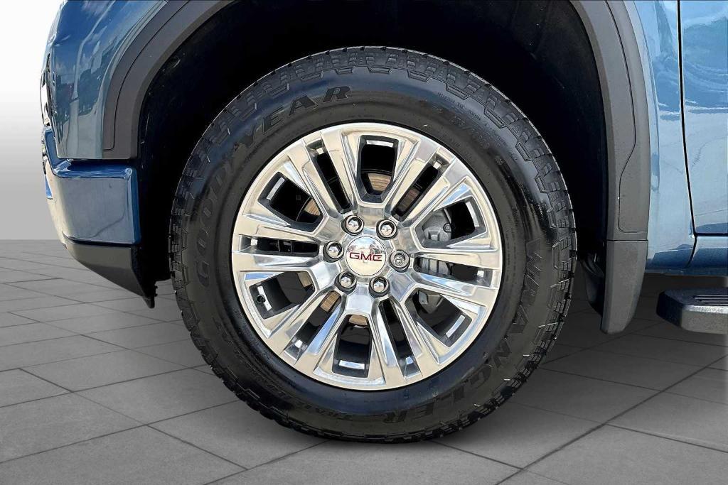 used 2025 GMC Sierra 1500 car, priced at $68,900