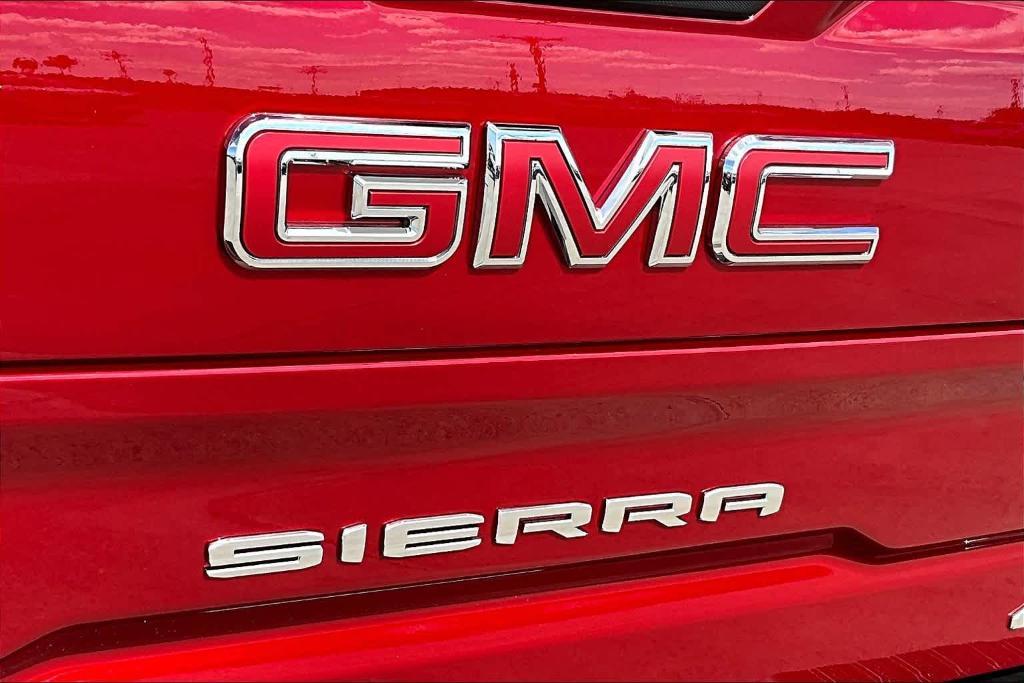 new 2025 GMC Sierra 1500 car, priced at $68,283