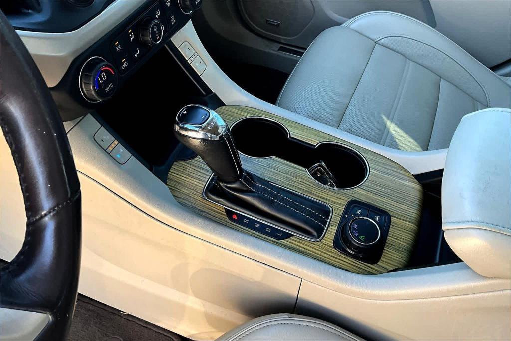 used 2019 GMC Acadia car, priced at $22,900