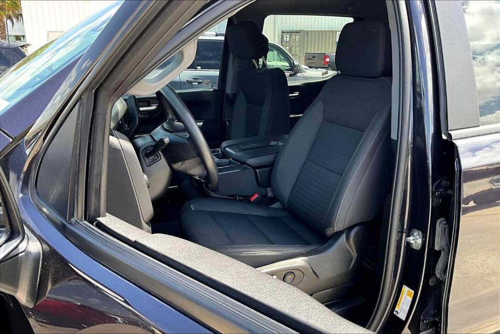 used 2022 Chevrolet Silverado 1500 car, priced at $30,900