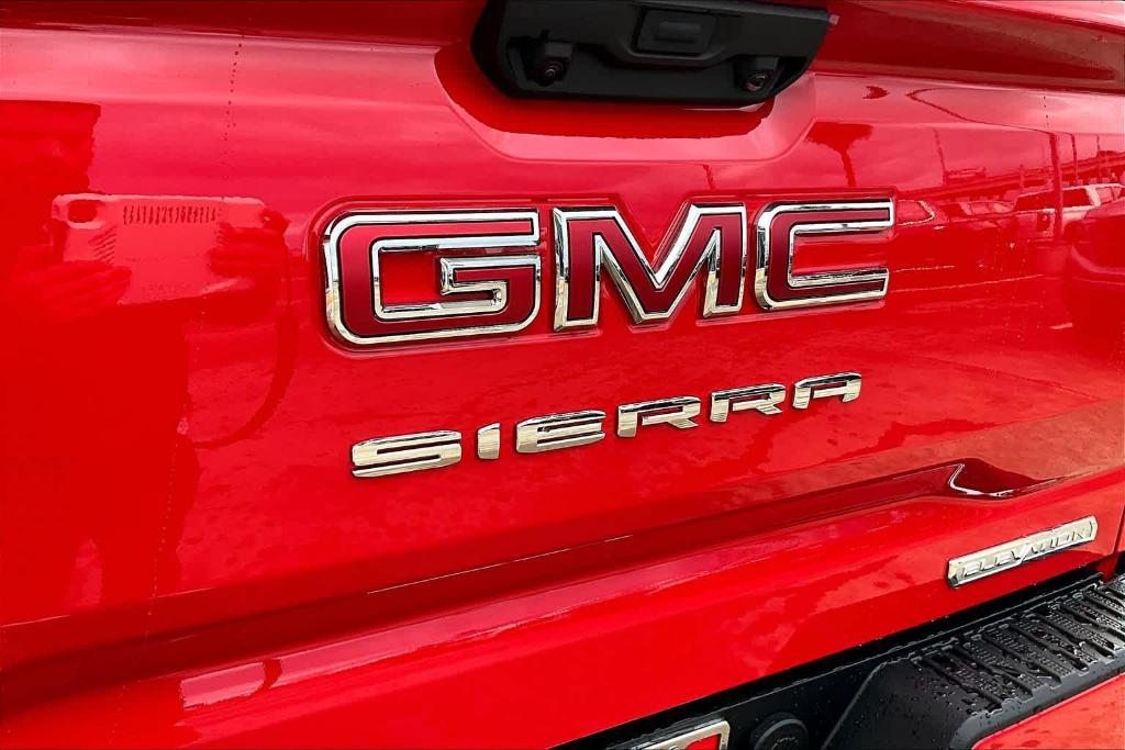 new 2025 GMC Sierra 1500 car, priced at $53,292