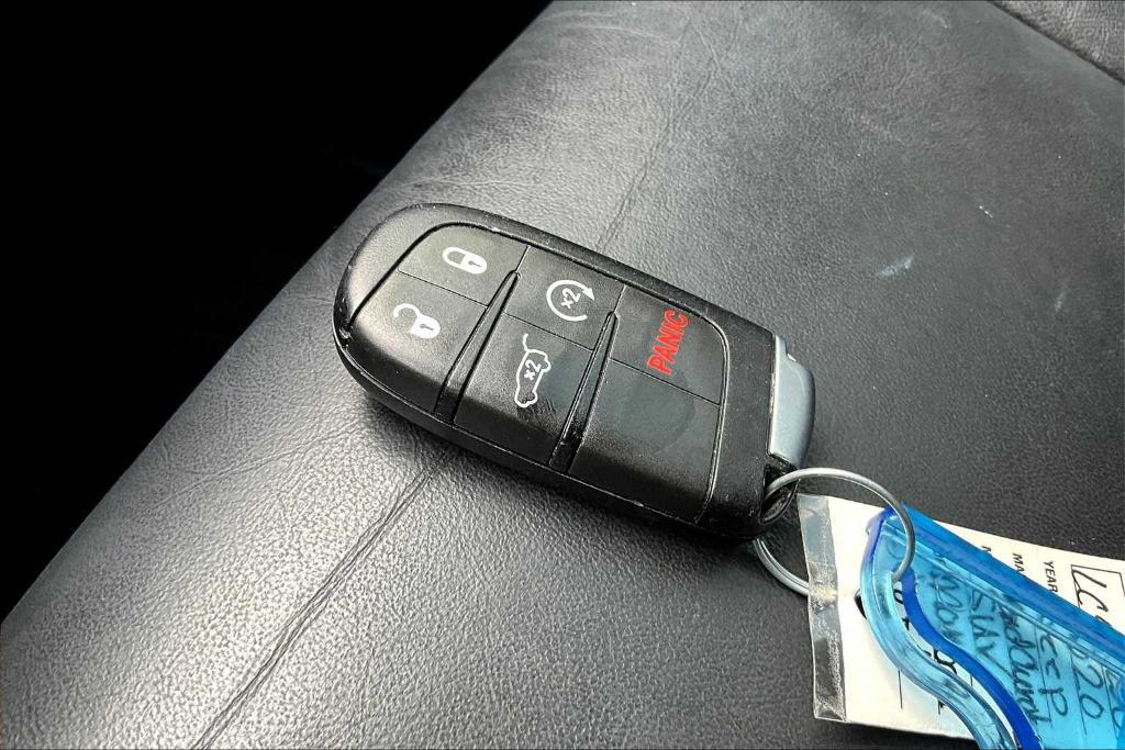 used 2020 Jeep Grand Cherokee car, priced at $24,900