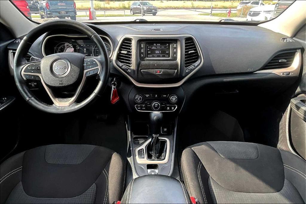 used 2016 Jeep Cherokee car, priced at $16,008