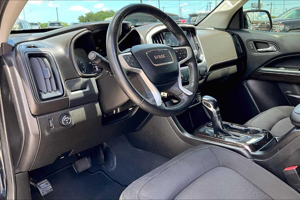 used 2022 GMC Canyon car, priced at $30,999