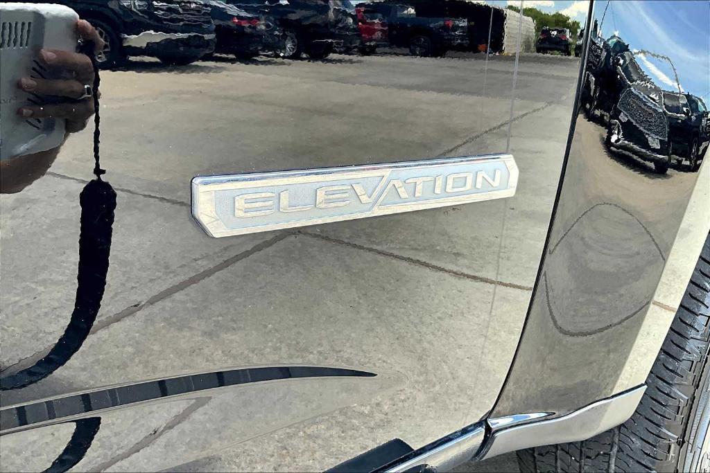 used 2022 GMC Canyon car, priced at $30,999