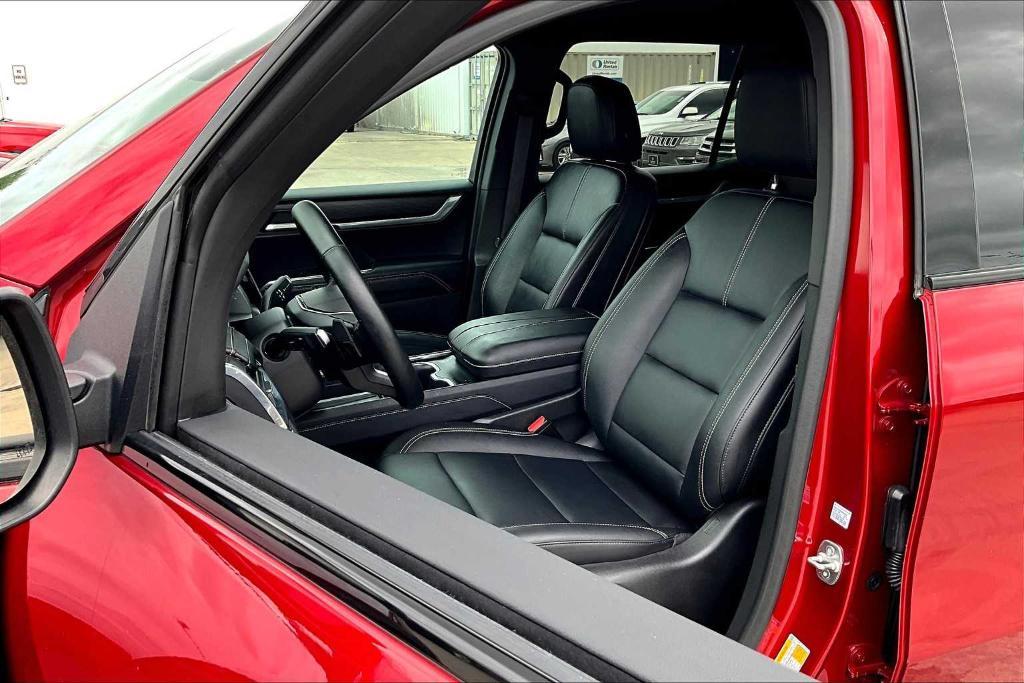 used 2024 GMC Acadia car, priced at $42,995