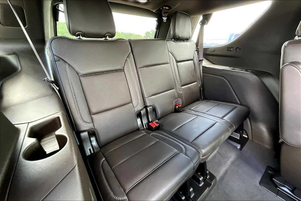 used 2024 GMC Yukon car