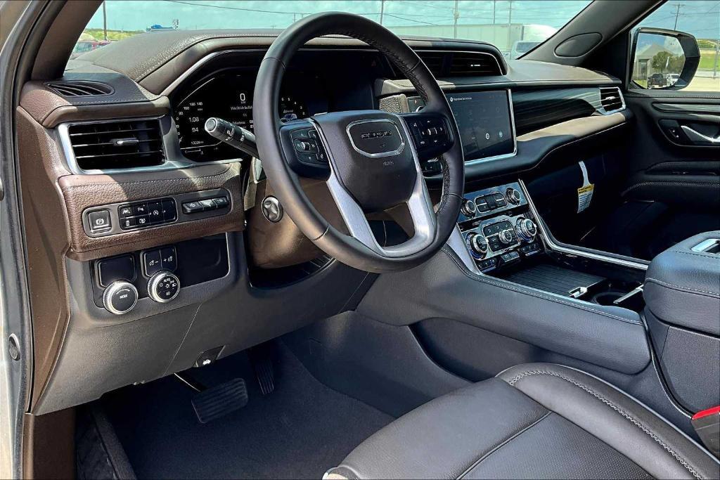 used 2024 GMC Yukon car