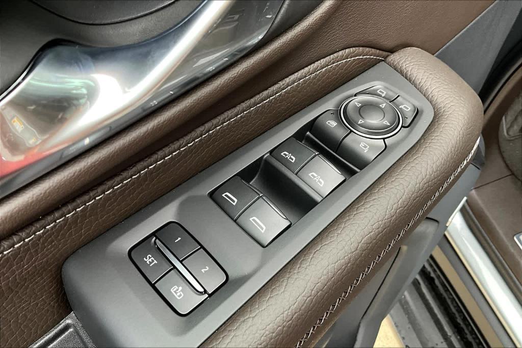 used 2024 GMC Yukon car