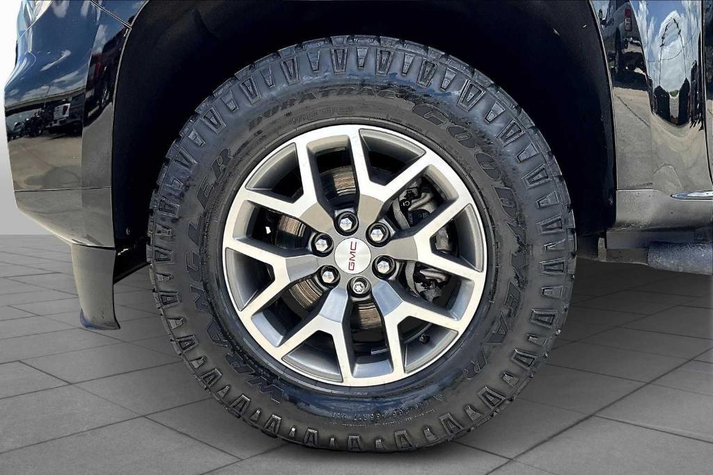 used 2021 GMC Canyon car, priced at $32,900