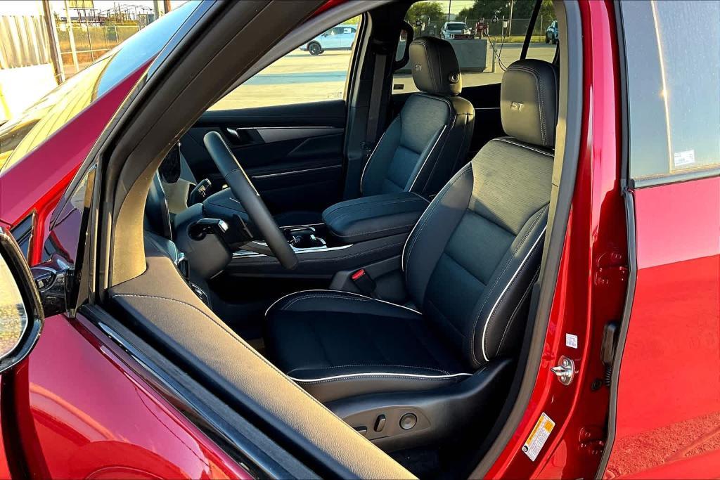 new 2025 Buick Enclave car, priced at $49,440