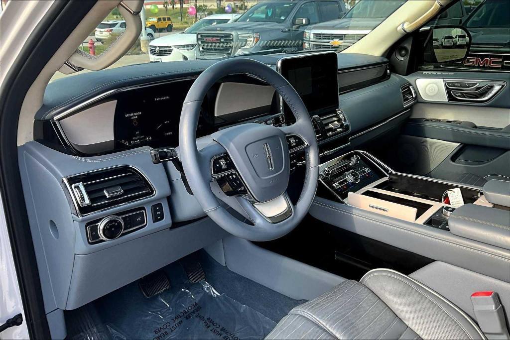 used 2019 Lincoln Navigator car, priced at $31,900