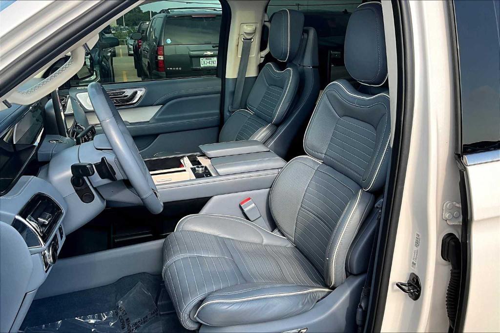 used 2019 Lincoln Navigator car, priced at $31,900