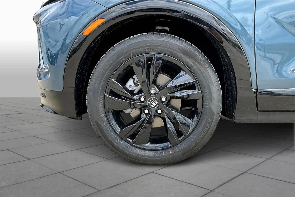 new 2025 Buick Encore GX car, priced at $28,203