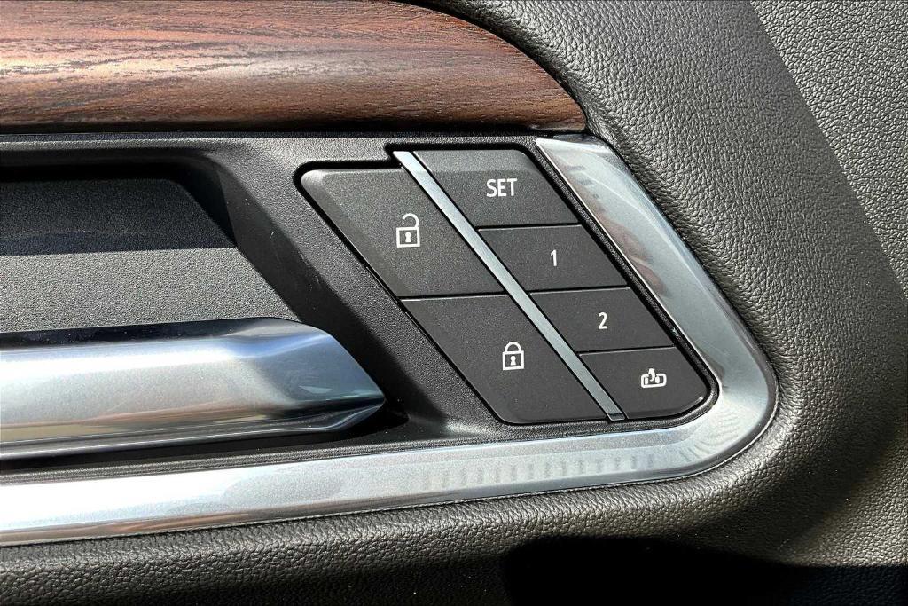 new 2025 GMC Sierra 1500 car, priced at $56,071