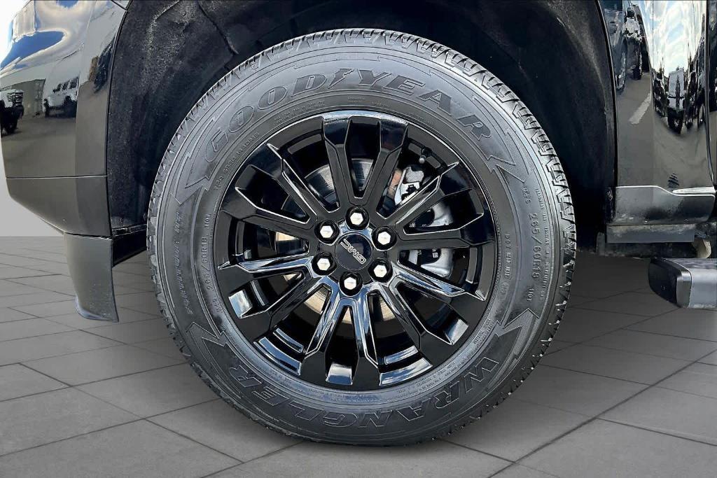 used 2022 GMC Canyon car, priced at $30,600