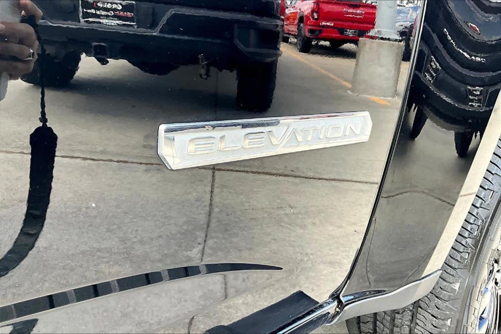 used 2022 GMC Canyon car, priced at $30,600