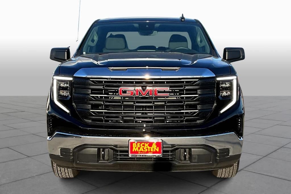 new 2025 GMC Sierra 1500 car, priced at $41,775