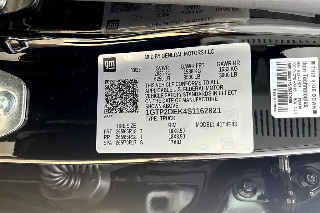 new 2025 GMC Canyon car, priced at $46,837