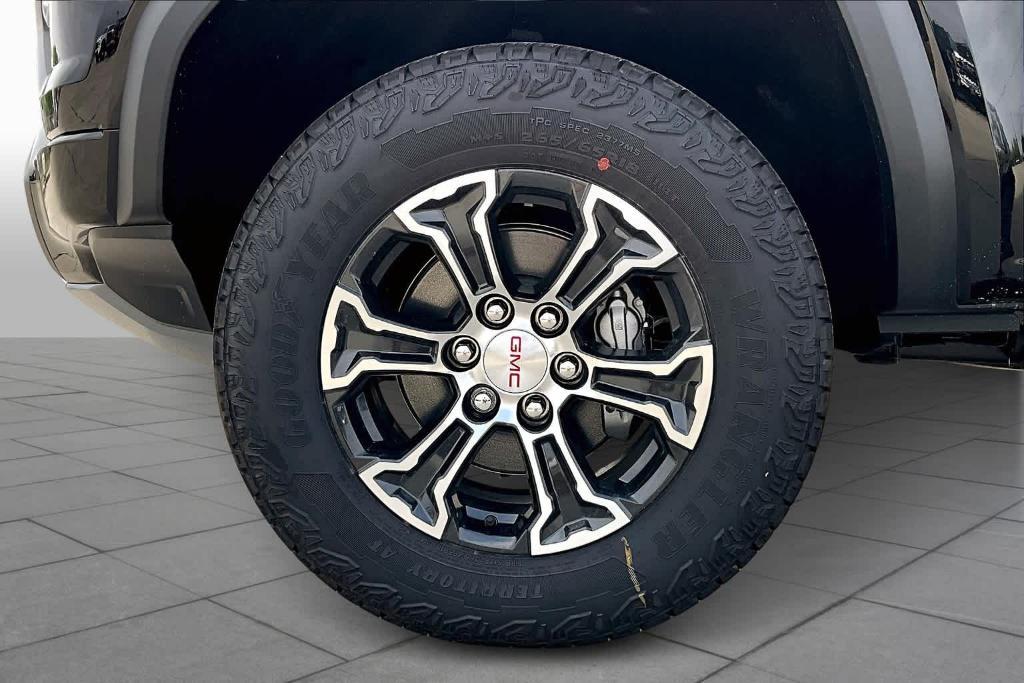new 2025 GMC Canyon car, priced at $46,837