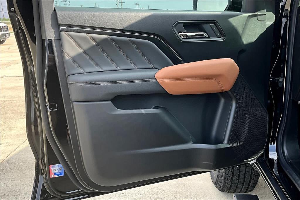 new 2025 GMC Canyon car, priced at $46,837