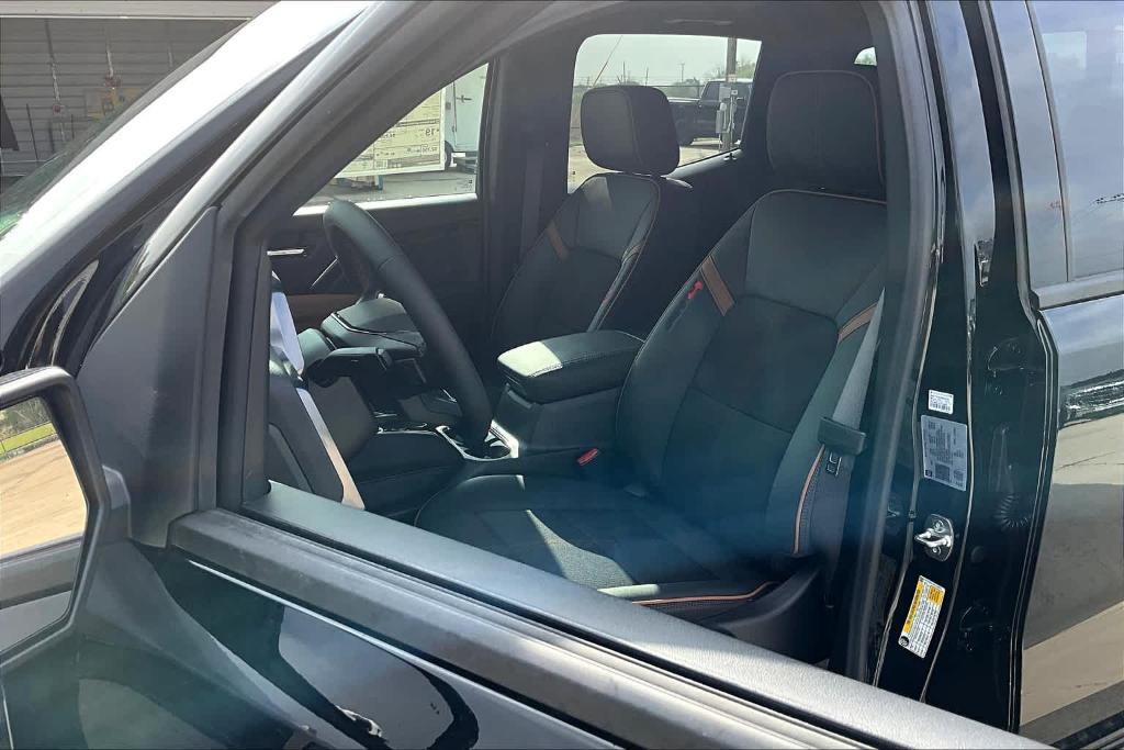 new 2025 GMC Canyon car, priced at $46,837
