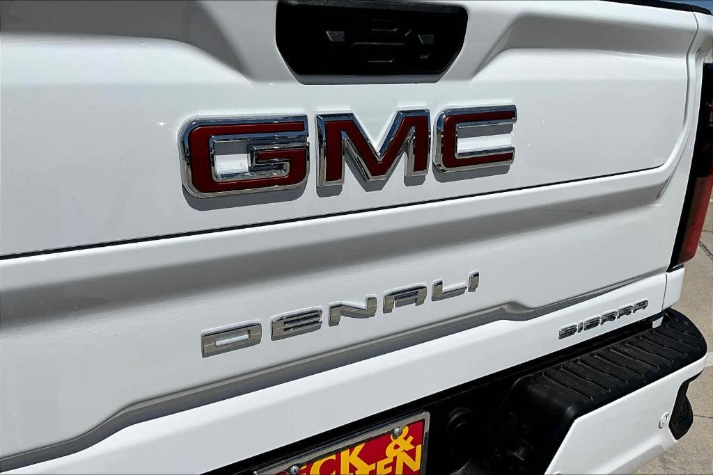 new 2024 GMC Sierra 2500 car, priced at $91,025