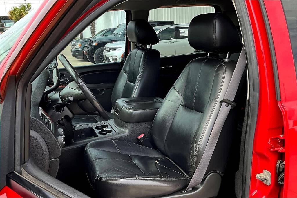 used 2011 Chevrolet Silverado 2500 car, priced at $22,900