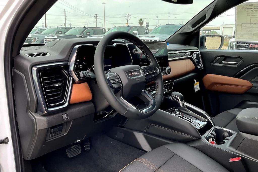 new 2025 GMC Canyon car, priced at $46,337