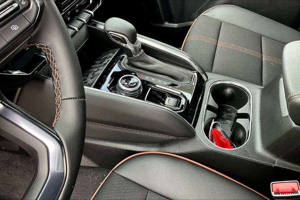 new 2025 GMC Canyon car, priced at $46,337