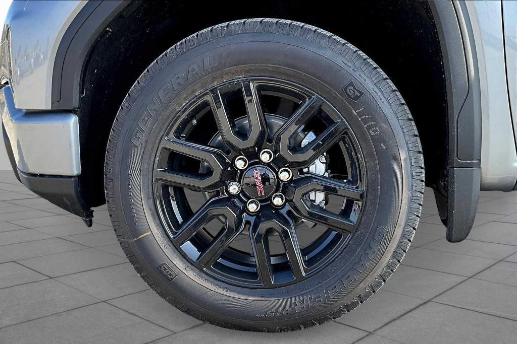 used 2025 GMC Sierra 1500 car, priced at $42,400