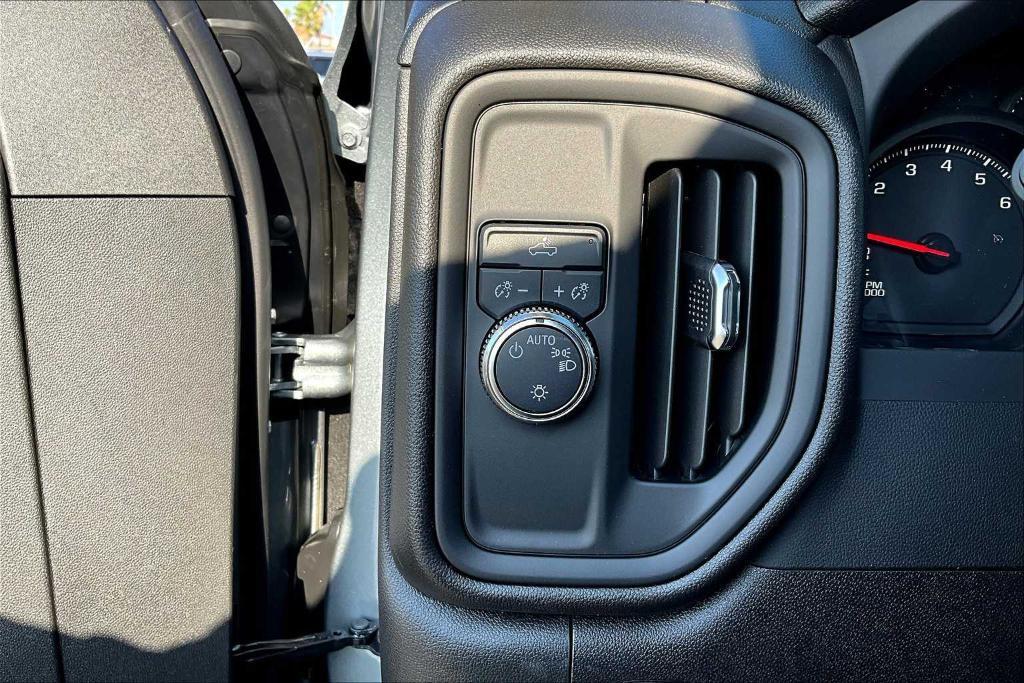 used 2025 GMC Sierra 1500 car, priced at $42,400