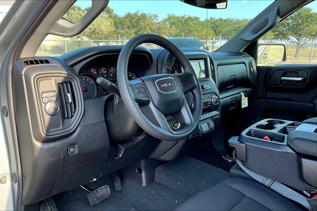 new 2025 GMC Sierra 1500 car, priced at $45,136