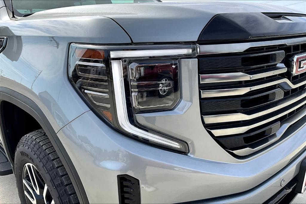 new 2025 GMC Sierra 1500 car, priced at $69,110