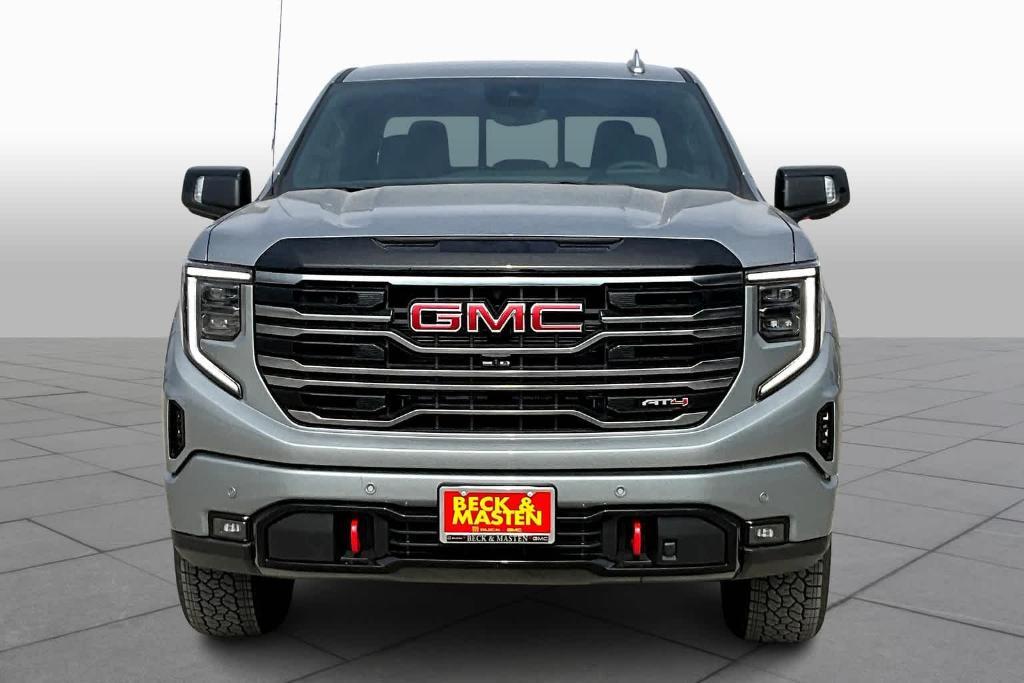 new 2025 GMC Sierra 1500 car, priced at $69,110