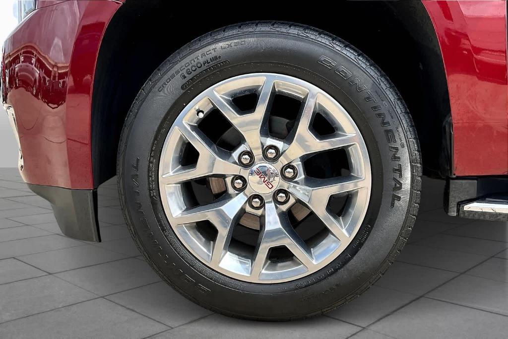 used 2019 GMC Yukon car, priced at $34,752
