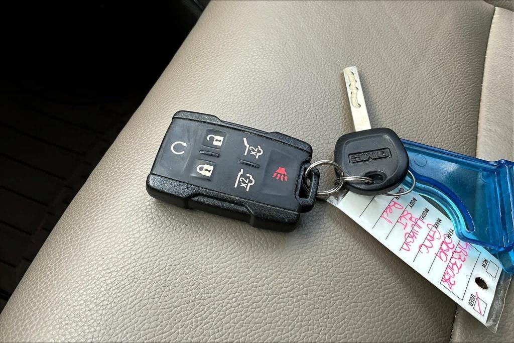 used 2019 GMC Yukon car, priced at $34,752