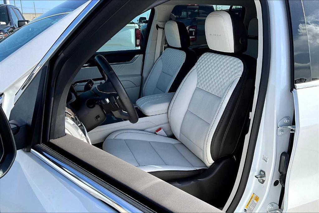 used 2024 GMC Acadia car, priced at $52,900