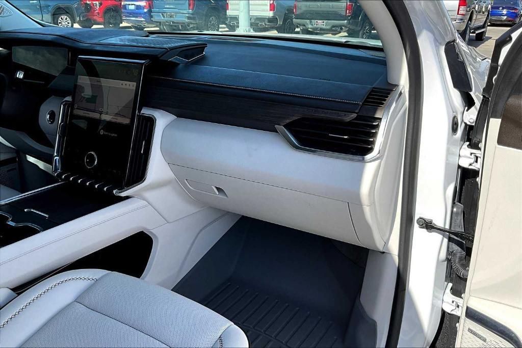 used 2024 GMC Acadia car, priced at $52,900