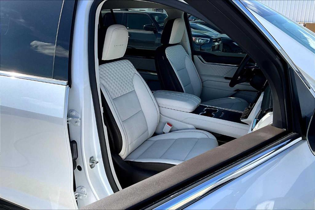 used 2024 GMC Acadia car, priced at $52,900