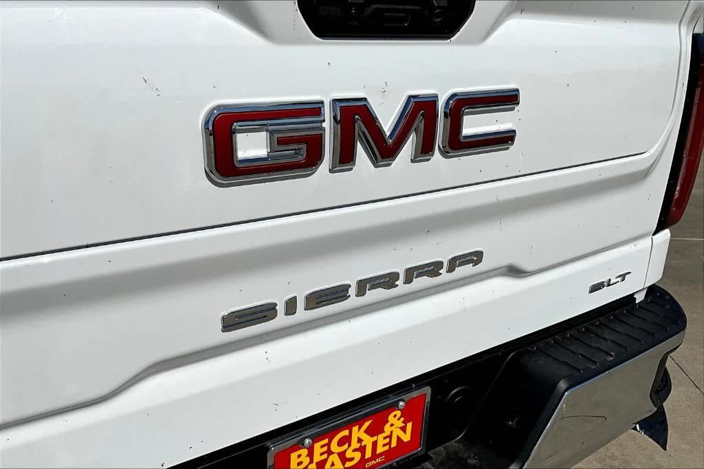 new 2025 GMC Sierra 1500 car, priced at $58,900